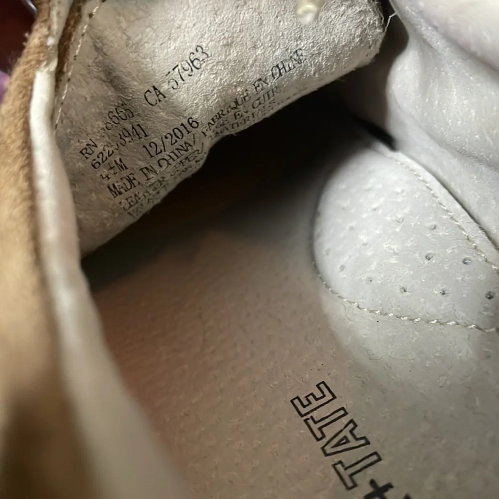 Tucker and Tate suede lace up shoes